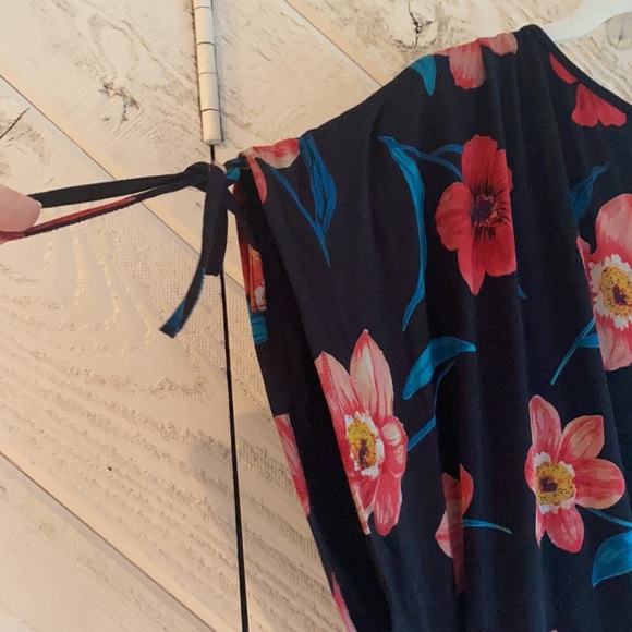 Romper - Picture 7 of 9